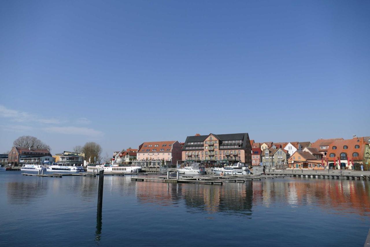 Ferienwohnung "Waren Am Hafen" Objekt-Id 11992-8 Exterior photo